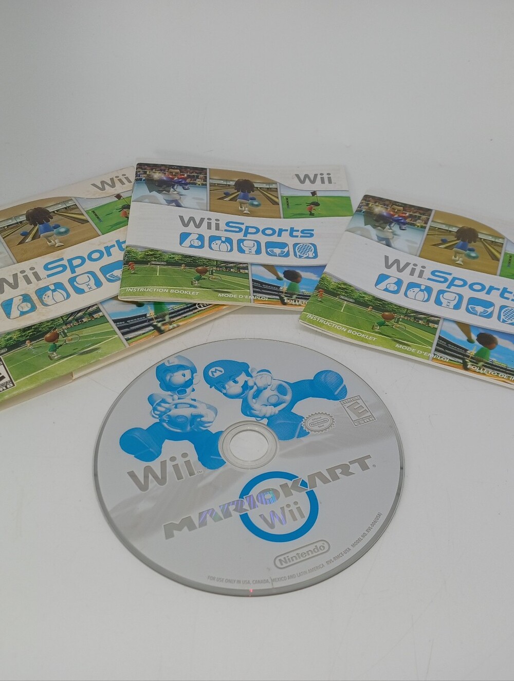 Mario Kart Wii for Nintendo Wii Disc- Wii Sports Holder 2 Instructions Books